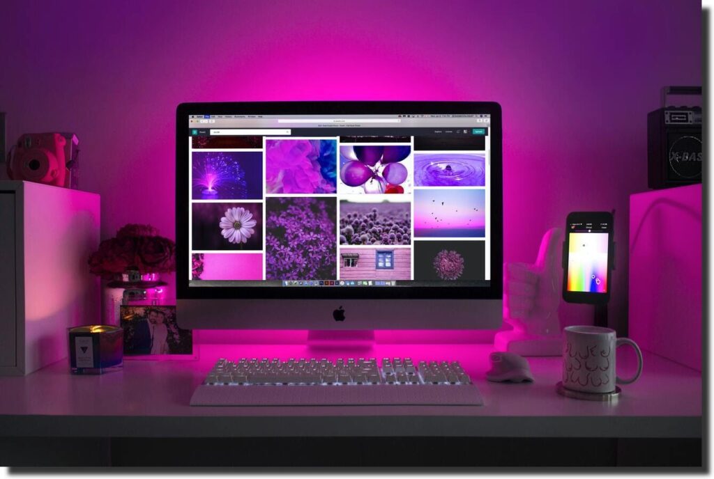 Monitor on the purple background