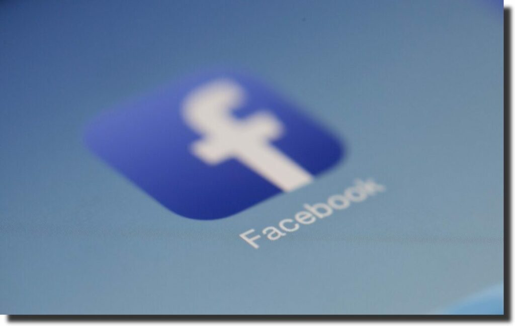 facebook icon on the screen